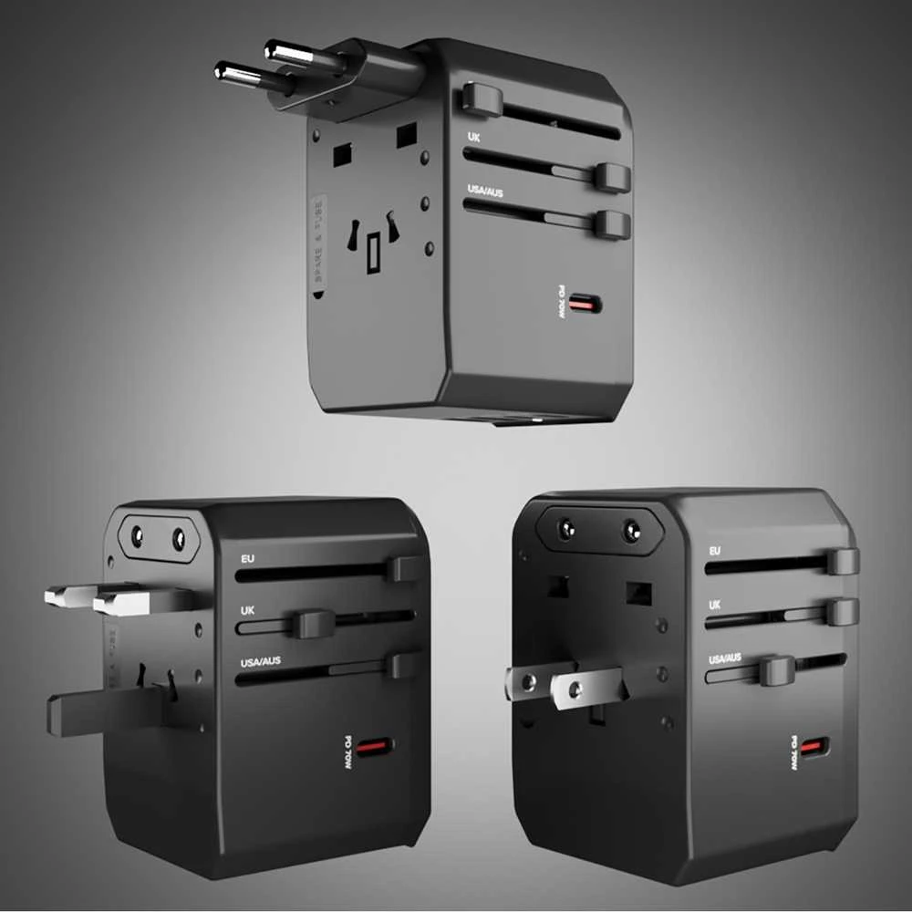 SBS Universal GaN Travel Adapteris 70W 3xUSB-C 2xUSB-A with Case - Juodas