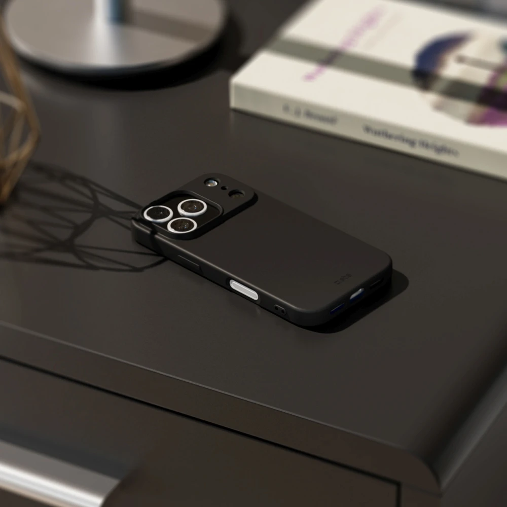 Dėklas SBS Instinct Case for iPhone 17 Pro Max - Juodas
