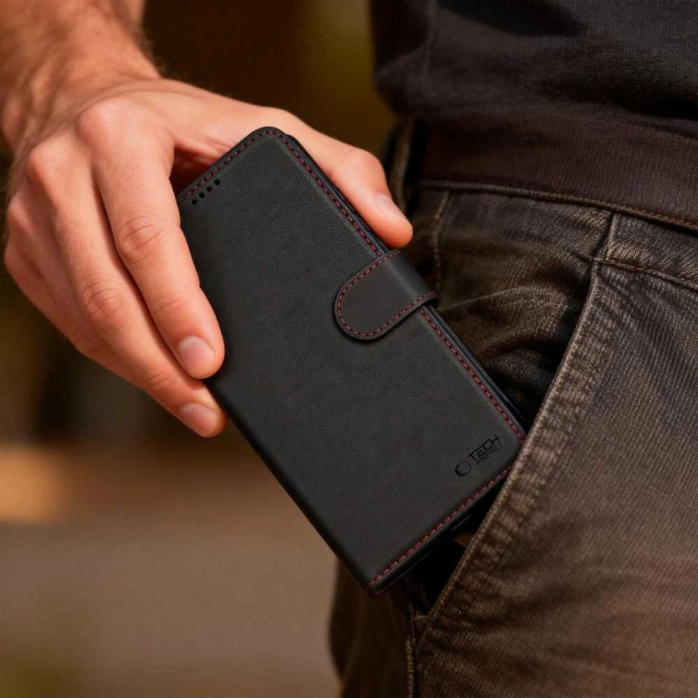 Dėklas Tech-Protect Wallet Samsung Galaxy S26 juodos spalvos/raudonos spalvos