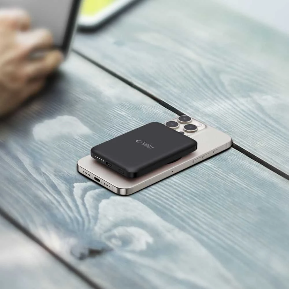 Tech-Protect LifeMag PB10 Powerbank su MagSafe 5000mAh 15W USB-C prievadu - juodas + USB-C laidas