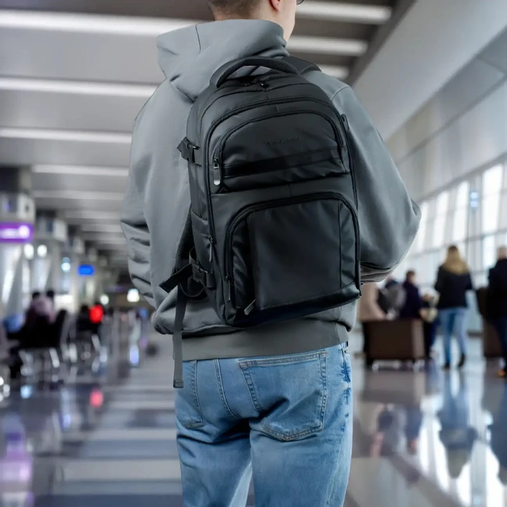 Wozinsky WPW-20L Backpack with Nešiojamas kompiuteris Pocket for 15" Travel 40x20x25 cm for Hand Luggage - Juodas