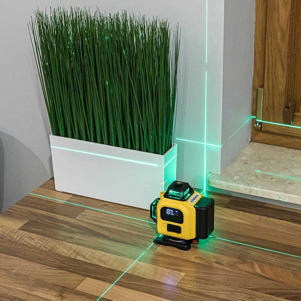 4D lazerinis nivelyras ECO 3 su dėklu