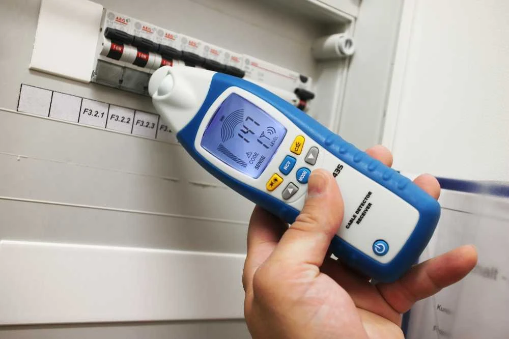 Rinkinys PeakTech 3435 Wireless Cable Detector