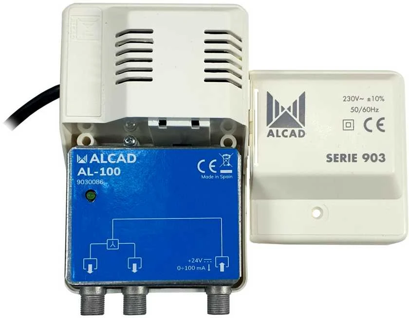 Alcad AI-100 VHF-UHF 1in/2out plačiajuostis stiprintuvas