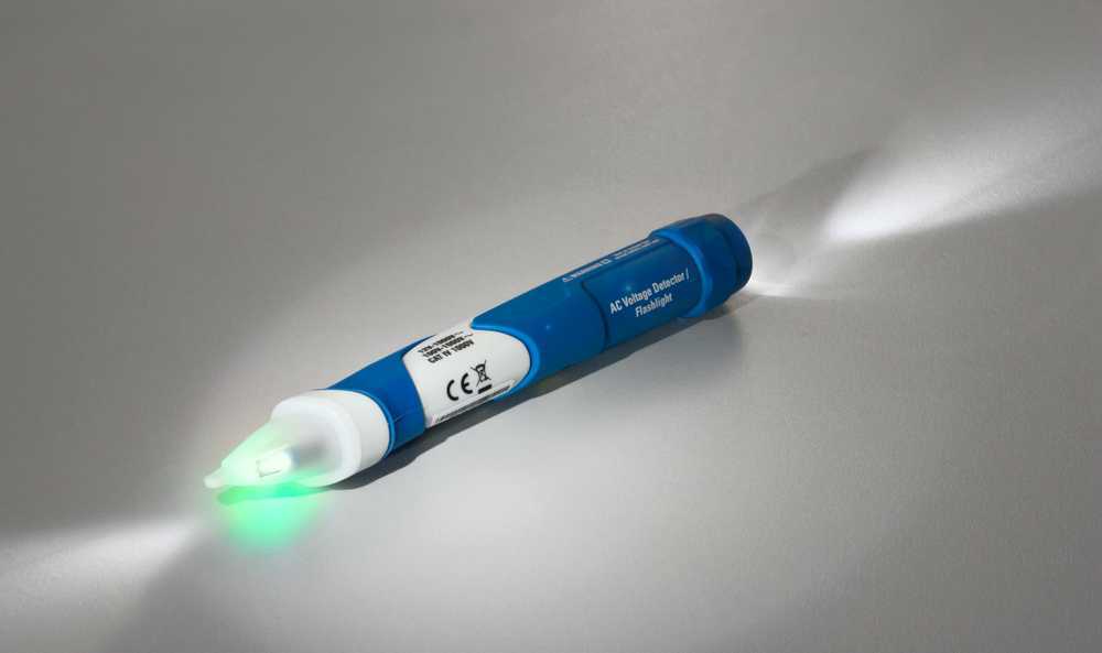 PeakTech 1032 12-1000V bekontaktis įtampos testeris