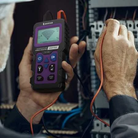 Profesionalus kabelių ieškiklis Spacetronik SPLT09