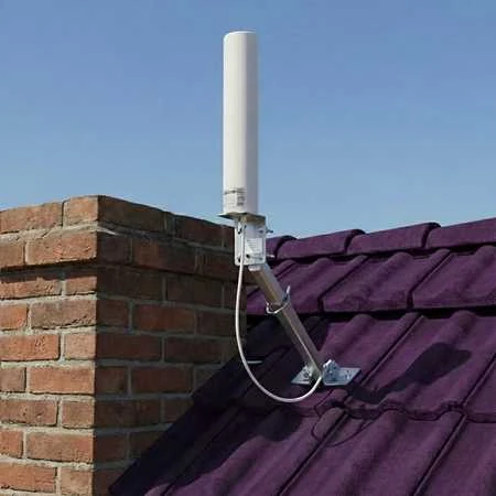 Spacetronik Daugiakryptė antena 2x 9dBi 4G LTE OMNI SMA balta