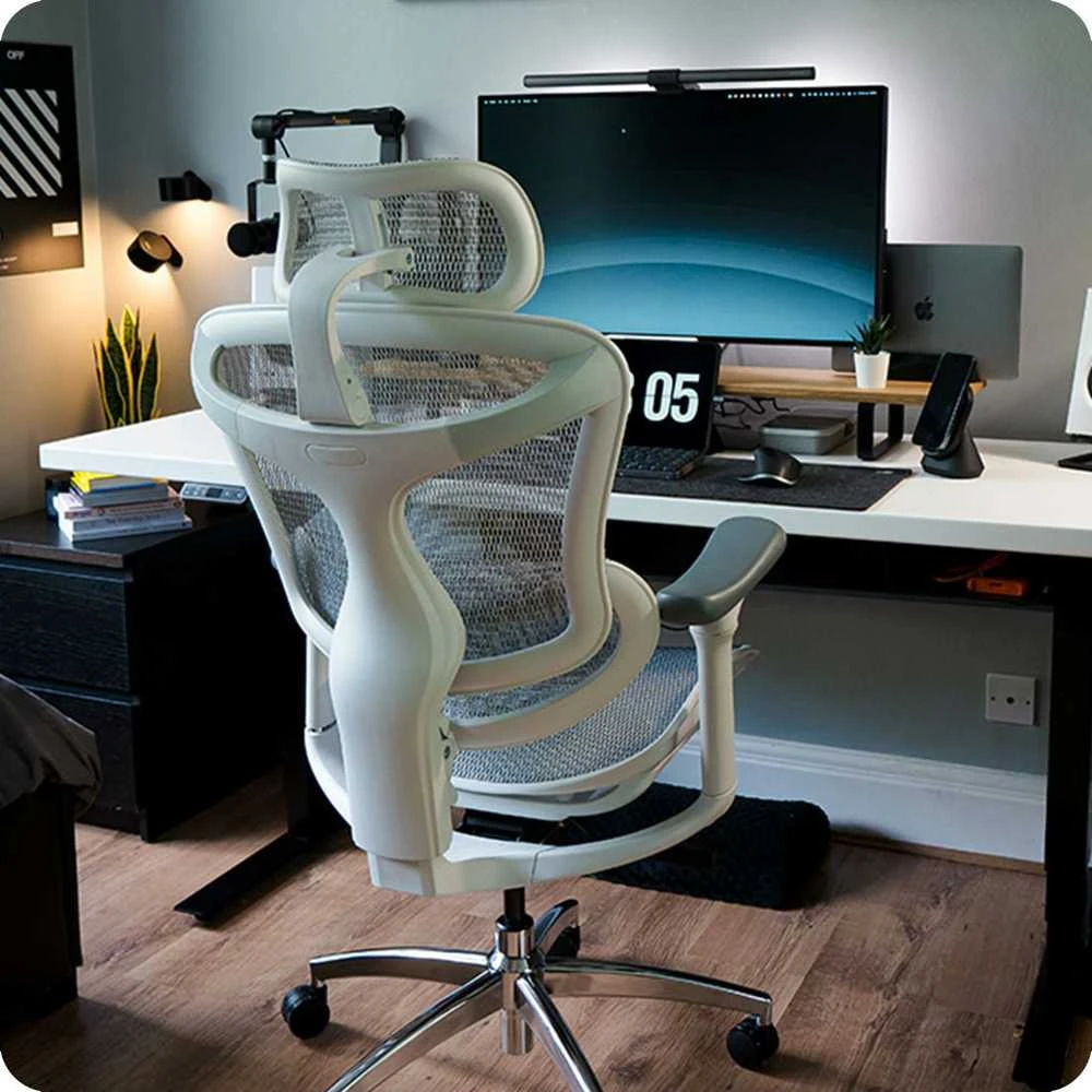 Ergonomiška pilka biuro kėdė Doris 30 namų darbo vietoje