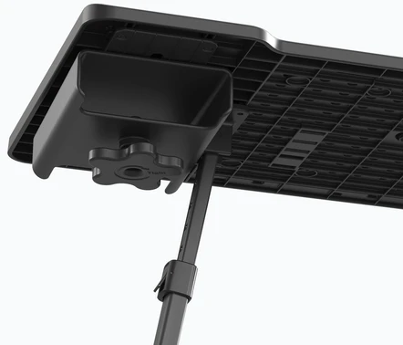 Spacetronik Lumbo A02 juoda nešiojamojo kompiuterio padėklas prie kėdės
