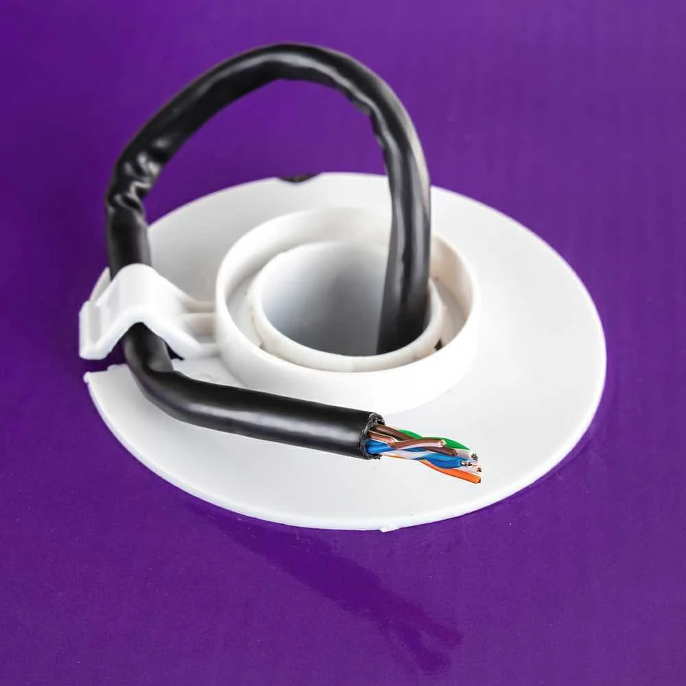 Spacetronik Skrętka CAT5e U/UTP AWG24 CU PVC+PE 5.0 Fca 305m