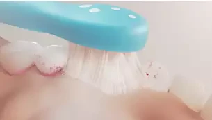 2 dalių šepetėlių galvučių pakuotė Philips Sonicare For Kids, HX6032/90 aprašymas - Prekės nuotrauka