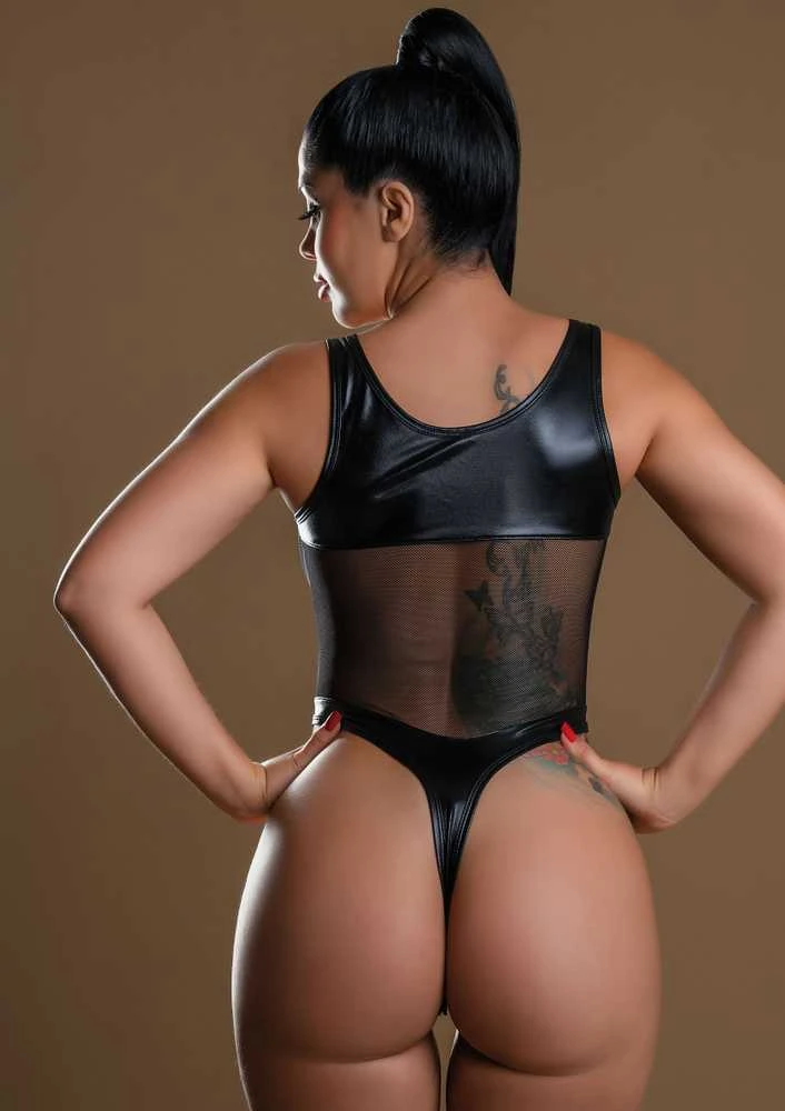 Daring Intimates Juodos spalvos kombinezonas su aukštu juosmeniu