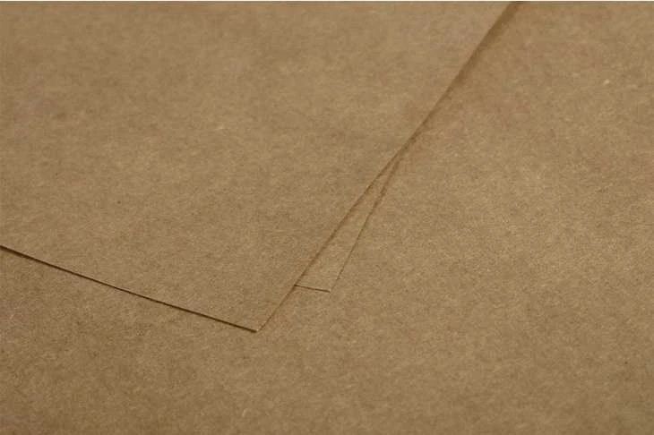 Dekoratyvinis kraft popieriaus vokas POLLEN, Clairefontaine, DL (110x220mm), 120gsm, rudos sp.