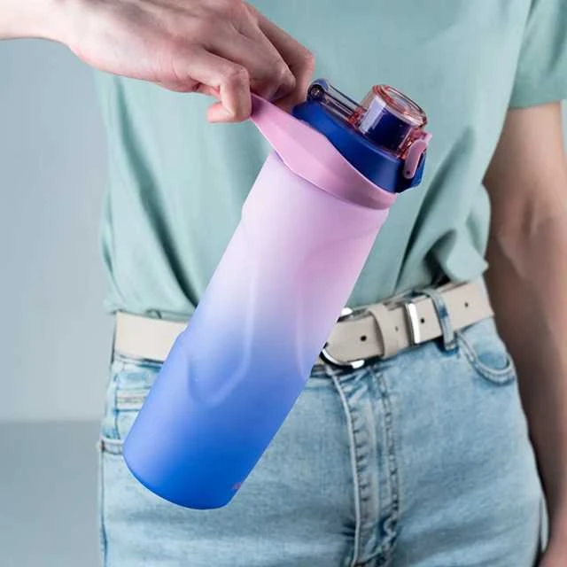 Gertuvė KITE, 760ml, su užrakinamu dangteliu, mėlynos/rožinės sp. tritano plastikas