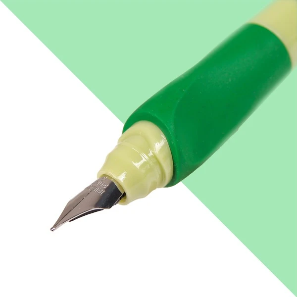 Plunksnakotis FIRST PEN, Cresco, M storio iridžio plunksna, D+K, žalios sp. korpusas