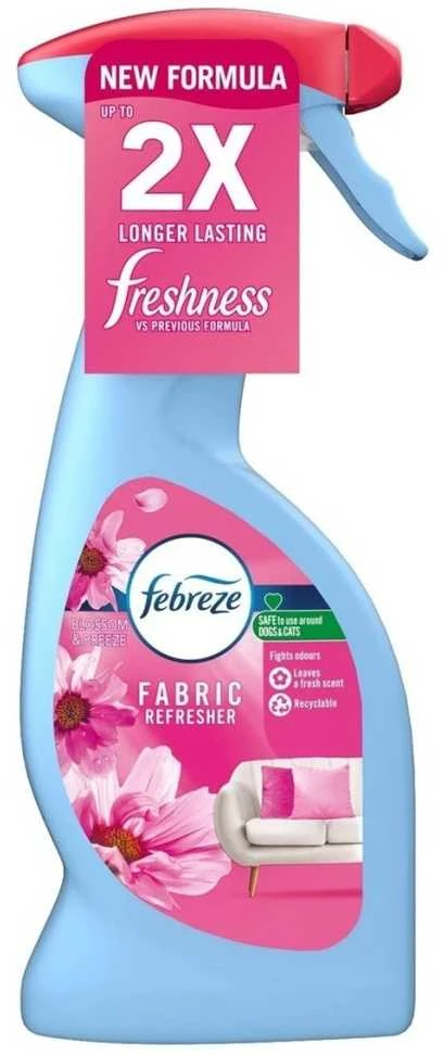 Purškiamas audinių gaiviklis FEBREZE Budding Flower, 375 ml