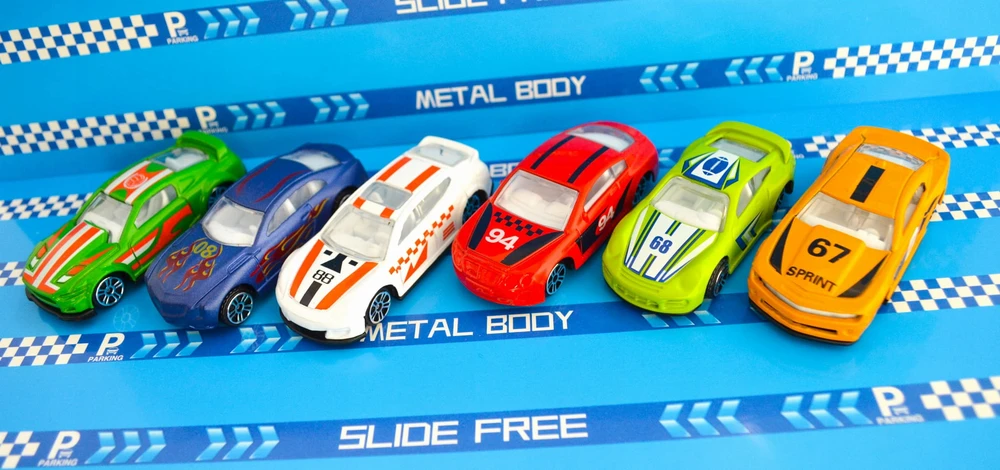Automobiliukų rinkinys LandToys, 16 vnt