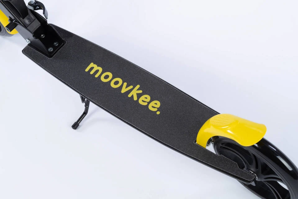 Dviratis paspirtukas Moovkee Max, juodas/geltonas