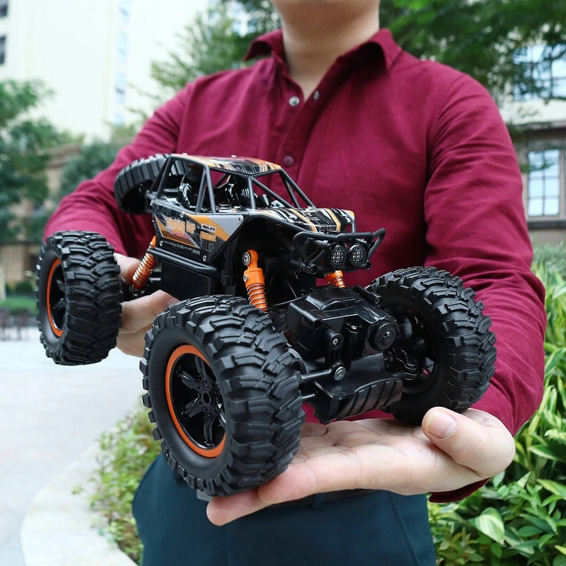 Nuotoliniu būdu valdomas visureigis MZ 2838 4x4, Handlotek
