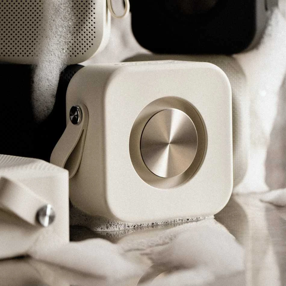 Sudio F2 Bluetooth garsiakalbis IPX7 Baltas