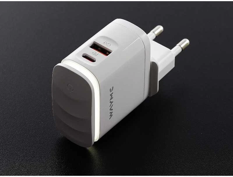 Įkroviklis USB-C/USB 240V WAYME, 25W + LED reguliuojamas apšvietimas