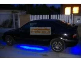 NEONINIS šviesos rinkinys po automobilio kėbulu 4vnt