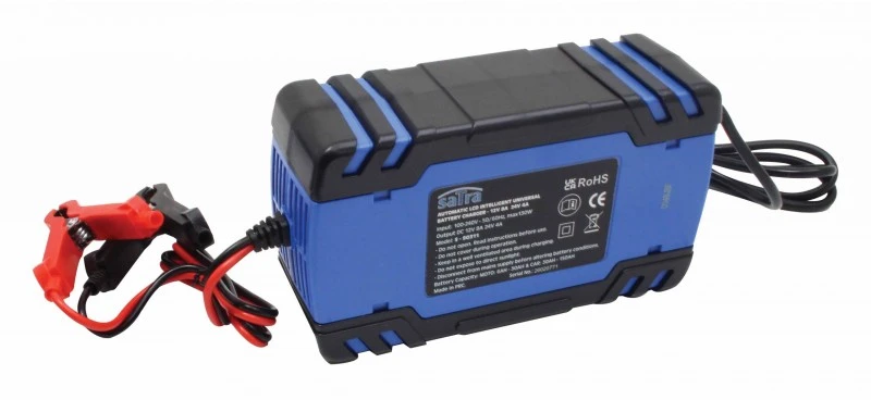 Pakrovėjas akumuliatoriui 8A 12V /4A 24V skaitmeninis