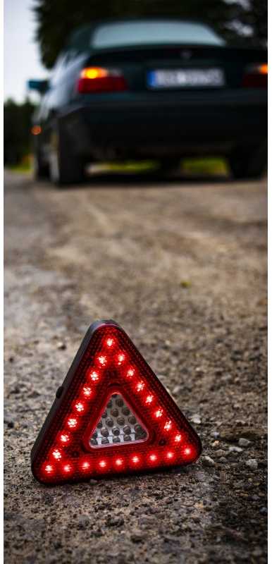 Carcommerce Trikampis įspėjamasis žibintas 39 LED mirksintis