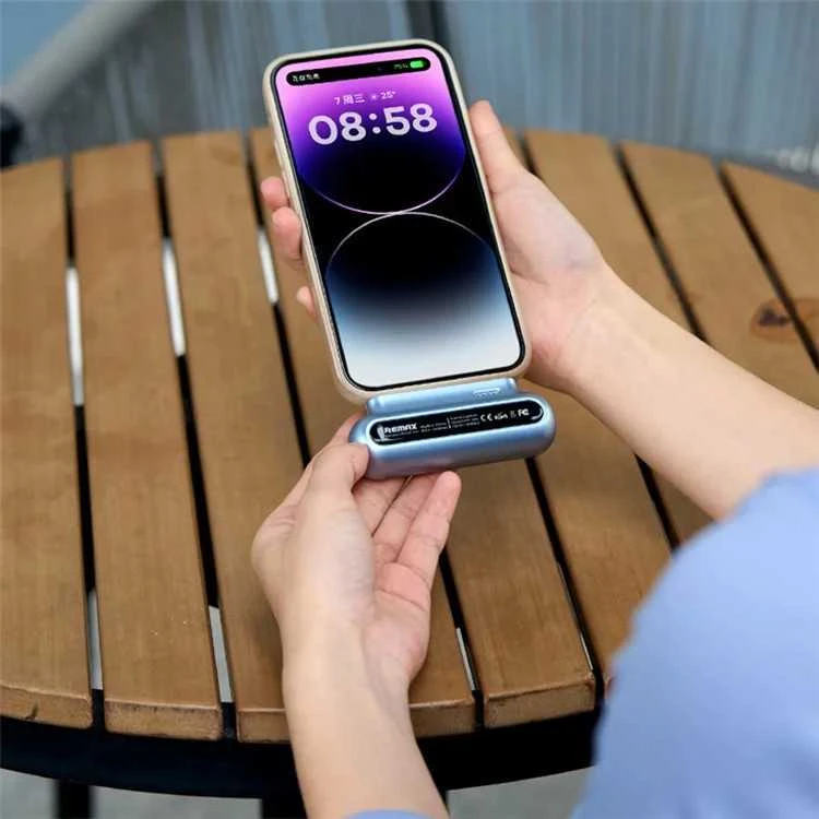 Avarinė tiesioginio įkrovimo išorinė baterija (Powerbank) REMAX RPP-576 2500mAh, skirta iPhone Lightning, balta