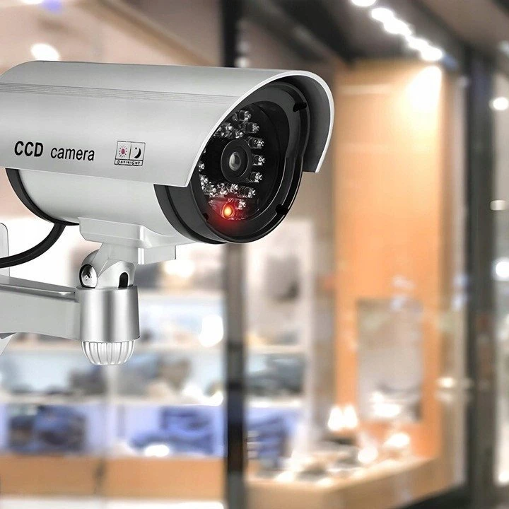 Televizorius Kamera Vaizdo stebėjimo kameros muliažas RETOO E057 su LED indikatoriumi, sidabrinė, AA baterijos