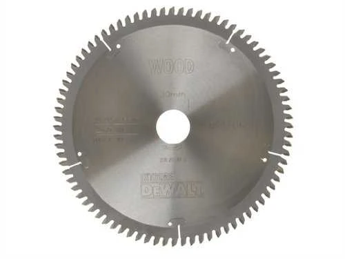 Pjovimo diskas medienai DeWalt; 216x2,6x30,0 mm; Z80; -5°