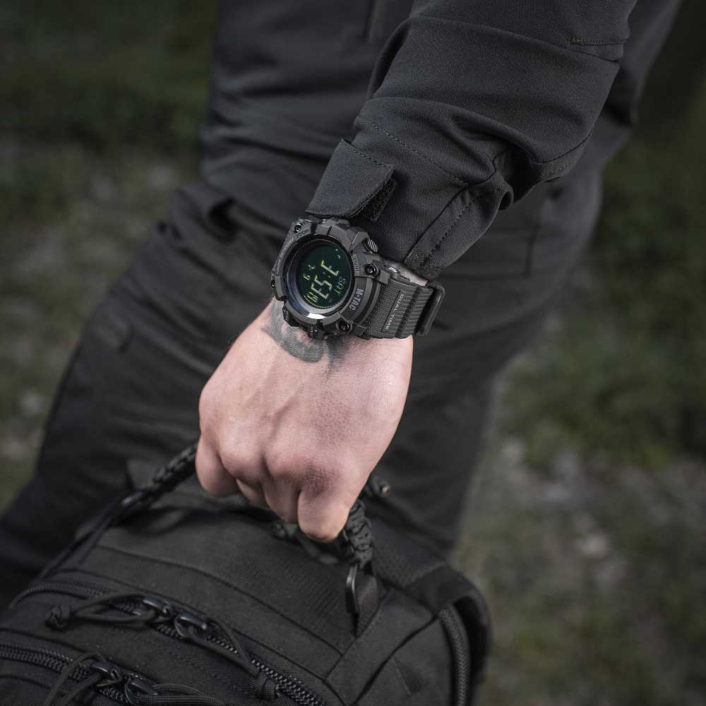 Laikrodis M-tac Adventure taktinis juodas