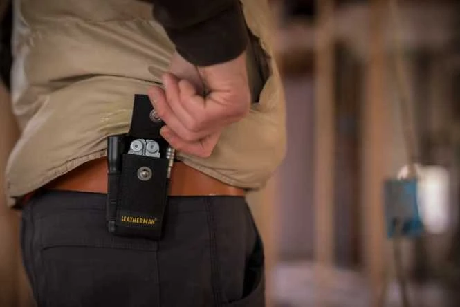 LEATHERMAN nailoninis dėklas L su kišenėle