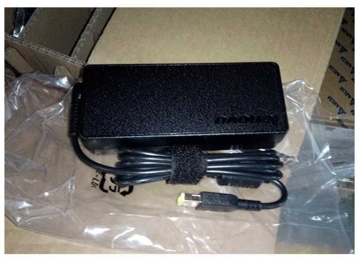 Nešiojamojo kompiuterio maitinimo adapteris Lenovo 4.5 A, (5A10J46686)
