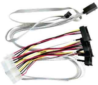 „Adaptec Microchip Technology 2280100-R“ nuosekliai prijungtas SCSI (SAS) kabelis, 0,8 m, 6 Gbit/s, daugiaspalvis, „Baltas“