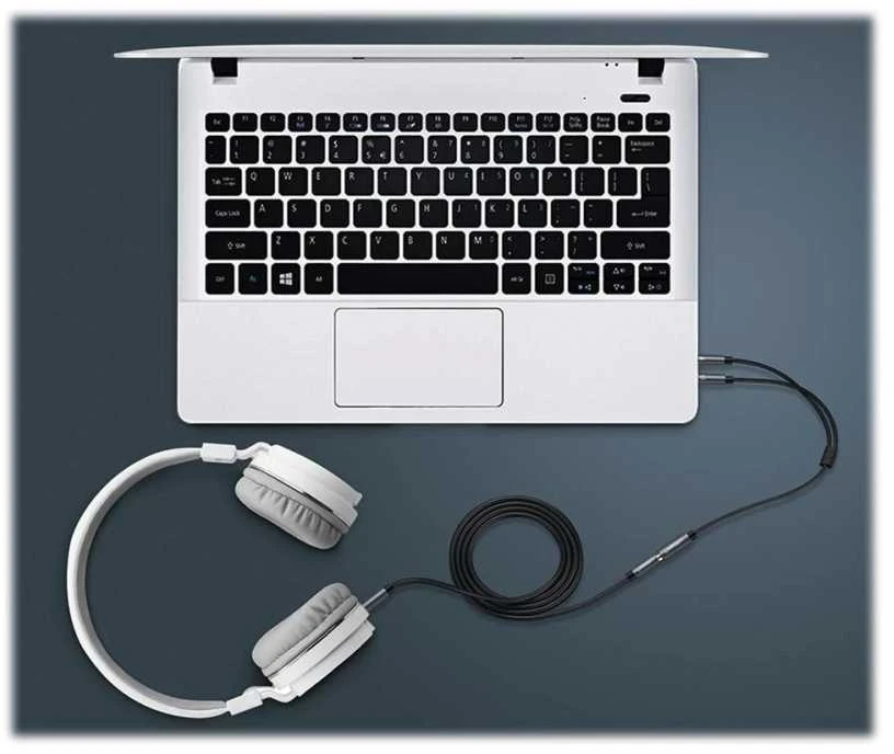 Audio kabelis UGREEN 3.5mm lizdas - 2xkištukas - Juodas
