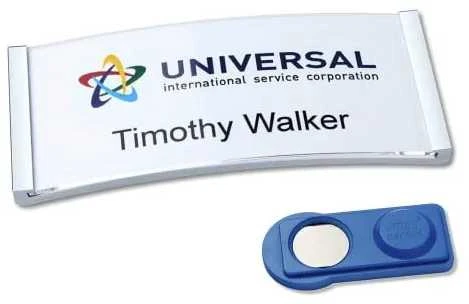 Plakatas Avery Zweckform Vardo ženkliukas Badgepoint® 70x30 mm, Polar® Classic 30 darbuotojų ženkliukų rinkinys, ženkliukai su nerūdijančio plieno rėmeliu, akriliniu stiklu ir spausdinamais įdėklais – 20 ženkliukų, įskaitant 90 įdėklų