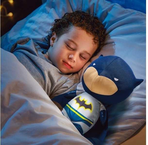 Worlds Apart „Light Up Bedtime Pal“ – švelni naktinė lemputė iš „GoGlow“