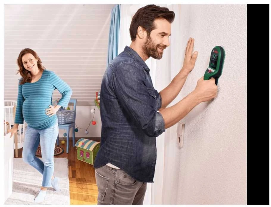 Metalo, laidų ir medienos ieškiklis Bosch UniversalDetect