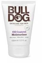 „Bulldog“ drėkinamasis kremas vyrams riebiai odai. Drėkiklis „Oil Control Moisturizer“, 100 ml.