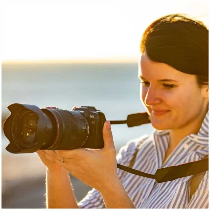 Objektyvas Canon EOS RP + RF 24-105mm F4-7.1 IS STM MILC 26,2 MP CMOS 6240 x 4160 pikseliai Juoda