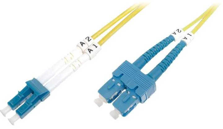 Digitus DIGITUS Professional – Patch – Kabelis – SC/APC Vieno režimo (M) iki LC/UPC Vieno režimo (M) – 1 m – stiklo pluoštas – 9 / 125 mikronų – OS2 – įkraunamas, be halogenų