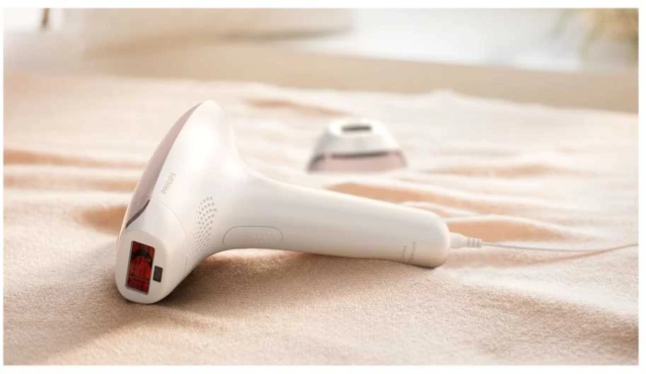 Philips Lumea IPL 7000 Series IPL plaukelių šalinimo prietaisas BRI921/00