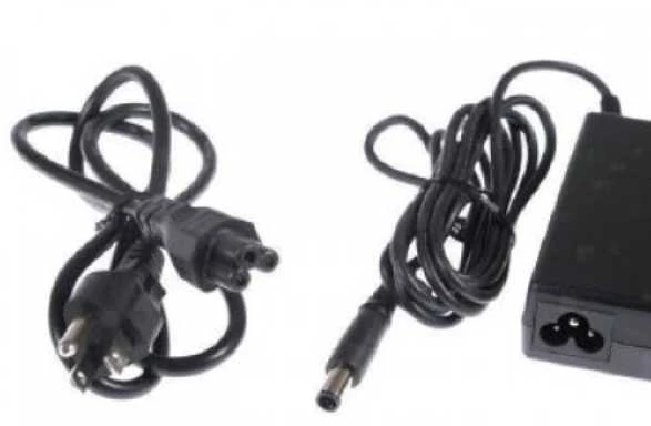 Hewlett Packard (HP) HP 120 W nešiojamojo kompiuterio kintamosios srovės adapteris, (693709-001)