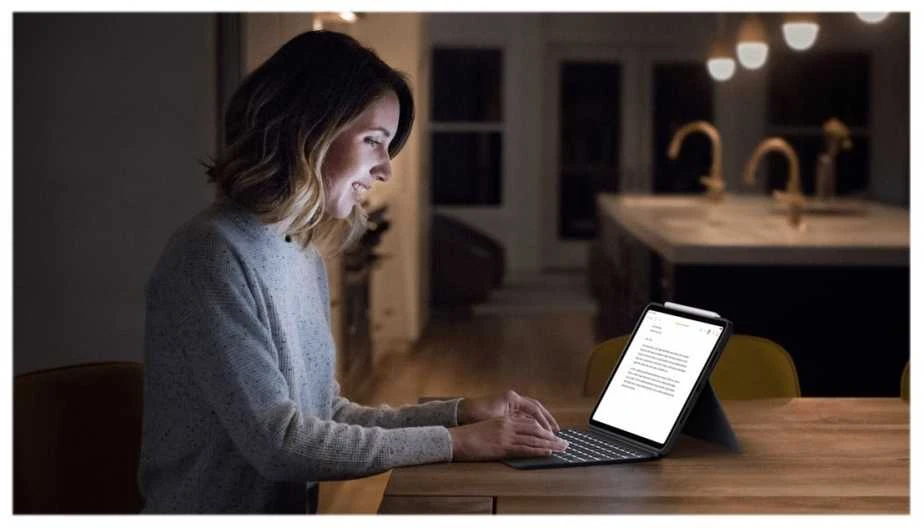 „Logitech Combo Touch“, skirtas „iPad Pro 11“