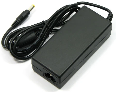 Nešiojamojo kompiuterio maitinimo adapteris Lenovo 45 W, (AC Adapteris 45 W 3 Pin WW)