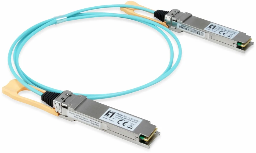 Level One „LevelOne SFP“ modulis „LevelOne AOC-0503“ tinklo siųstuvo-imtuvo modulis Šviesolaidinis 103100 Mbit/s QSFP28 850 nm