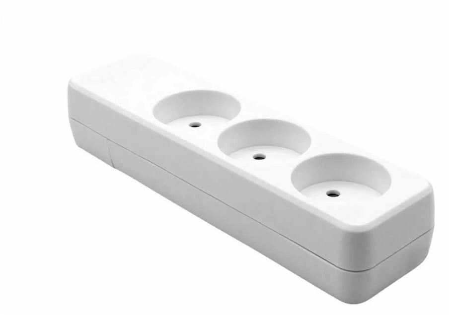 Microconnect MC-GRU0300DKW, patalpose, be kištuko, balta, 3 kintamosios srovės lizdai, 109 g, 110 g