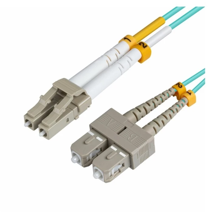 „MicroConnect Duplex LC/SC 50/125 µm OM3 7m“ (FIB422007)