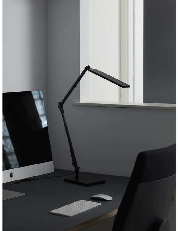 Nielsen_Light ARCHITEKTŪRINĖ BIURO LEMPA JUODA
